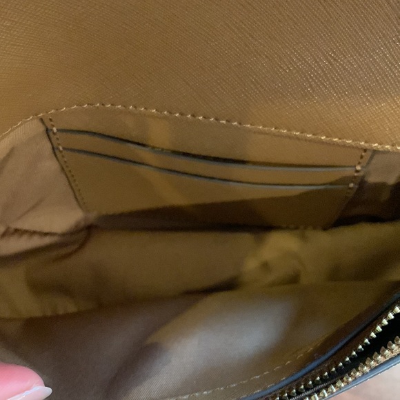 Tory Burch| brown crossbody bag - Picture 10 of 16